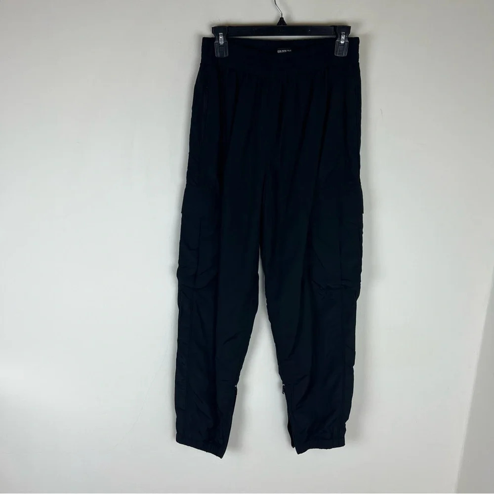 Aritizia Golden TNA Windbreaker Cargo Pants Size M B8